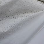 Bordado Inglês - Cru