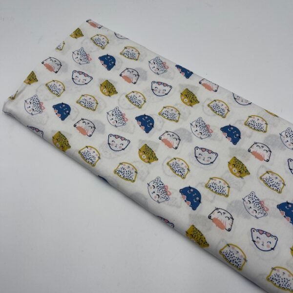 1 Peça de Popeline Cats c/ 5 mts - Branco