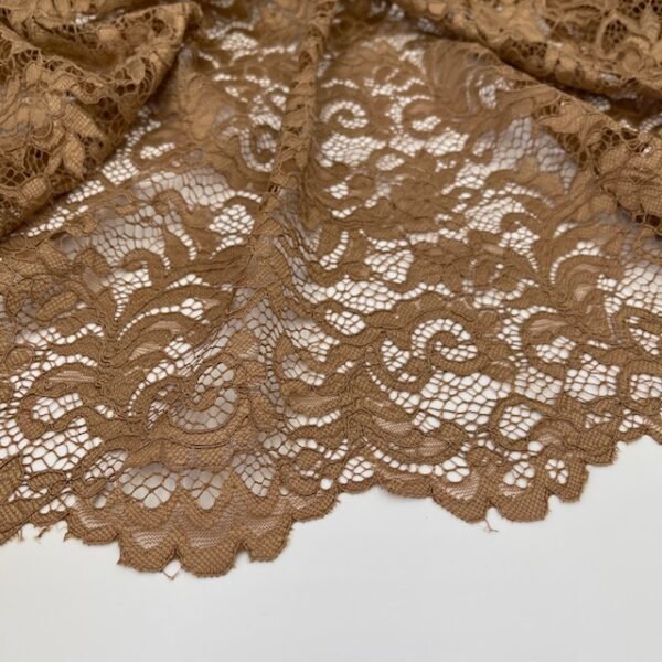 Renda Gupi - Castanho