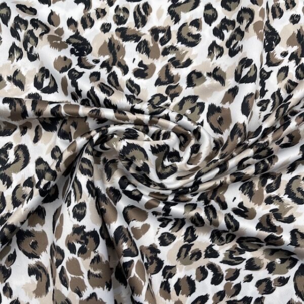 Seda Crepe Leopardo