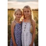 Popeline Digital Flowers - Branco / Vermelho - Image 5