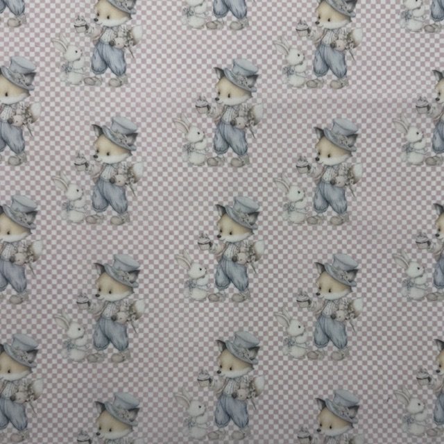 Popeline Xadrez Rapose e Coelhinho - Rosa Popeline Xadrez Raposa e Coelhinho - Rosa - Image 1