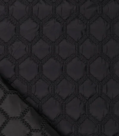 Acolchoado Gradini – Preto
