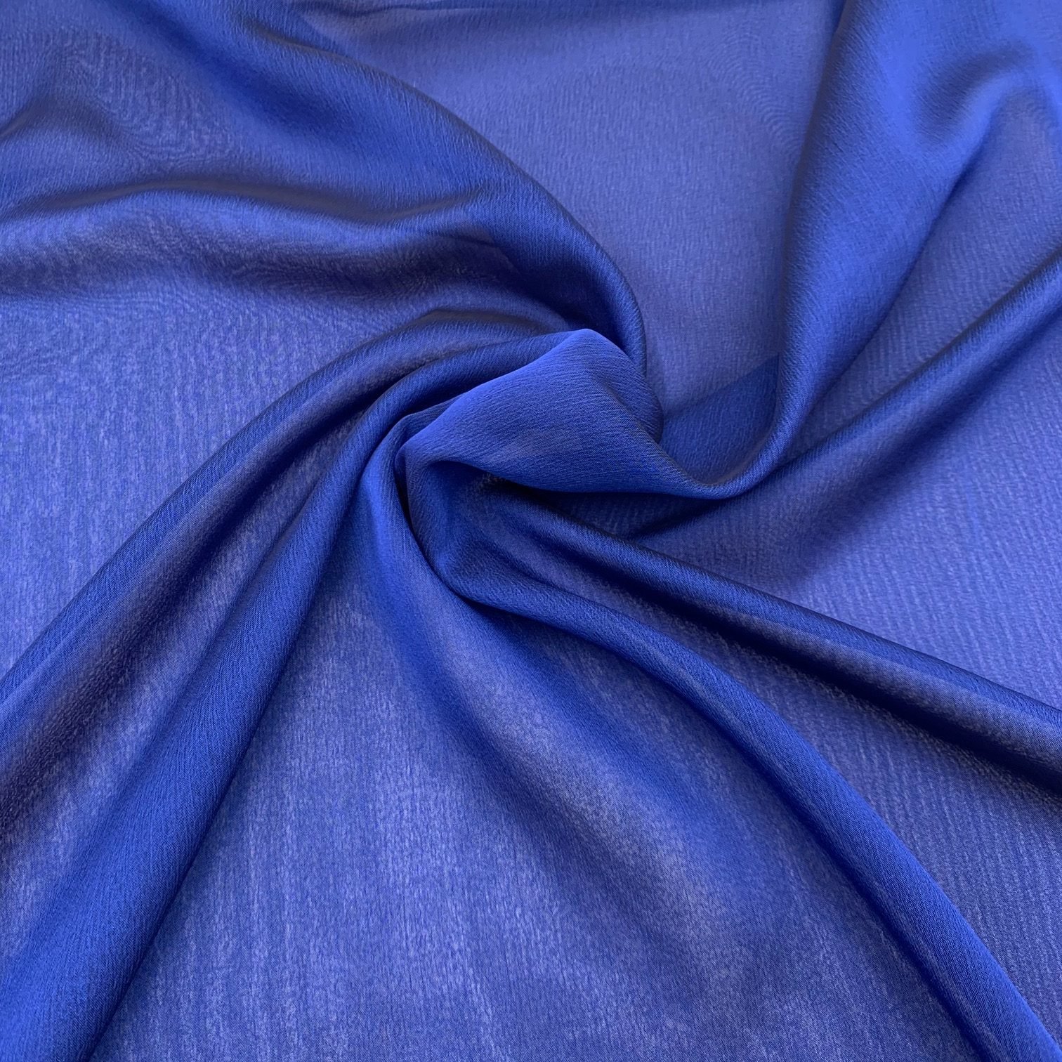 Azul-Porto-rotated-2.jpg Chiffon Riscado – Azul Porto-8096