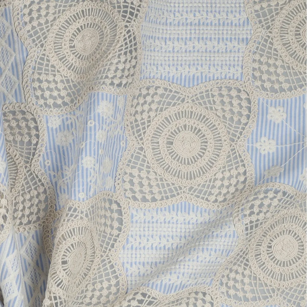Bordado Inglês Crochet – Azul