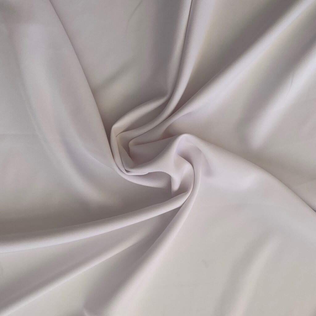 Crepe Compacto – Branco