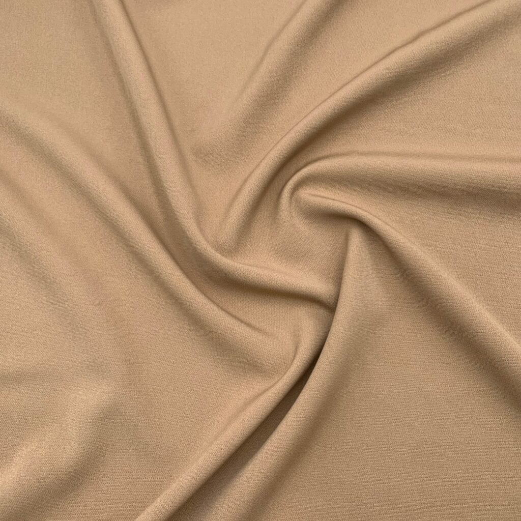 Crepe Compacto – Camel Claro