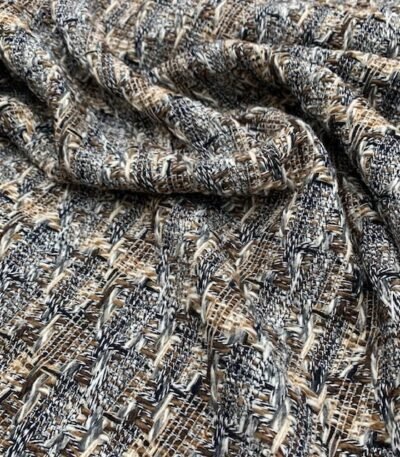 Chanel Class – Cinzento / Castanho