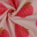 Musselina Big Strawberries – Rosa Claro - imagem 3