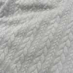 Jersey Jacquard Entrançado Acolchoado – Bege - imagem 3