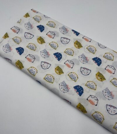 1 Peça de Popeline Cats c/ 5 mts – Branco