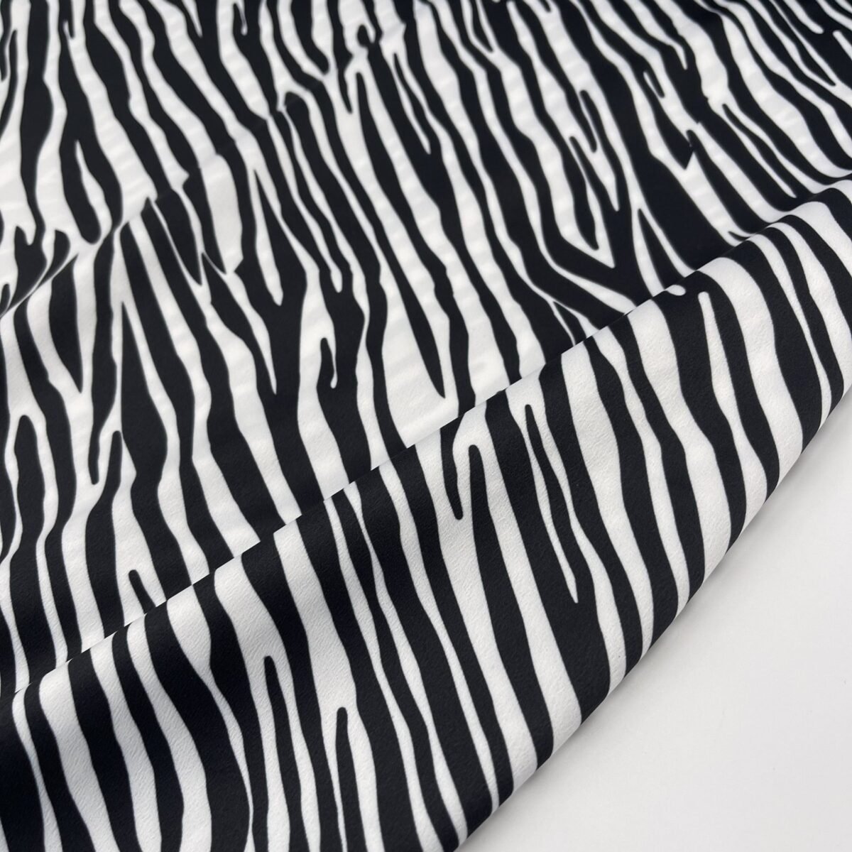 Seda Crepe Animals - imagem 3