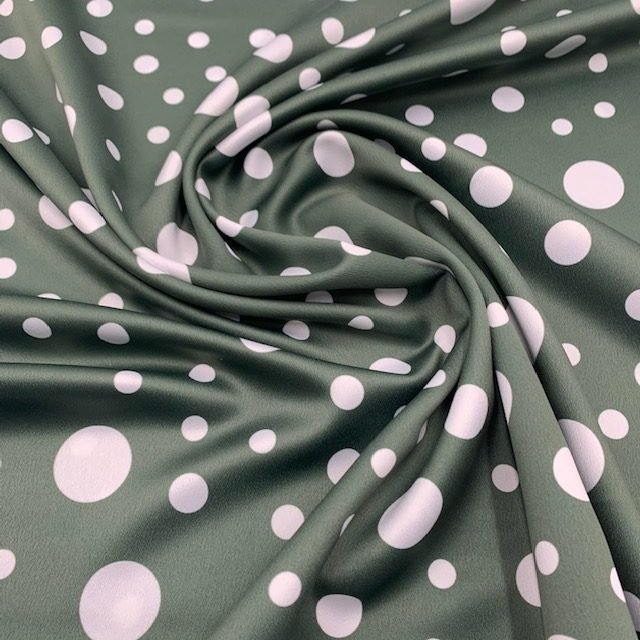 Seda Crepe – Bolas Variadas – Verde