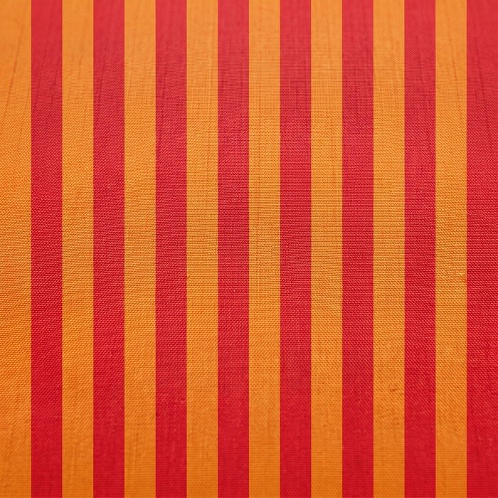 Tecido Nylon Riscas Laranja com Vermelho Escuro v Violet Fabrics