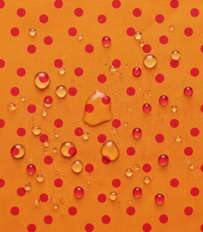 Tecido Nylon Impermeável Bolas 1 cm Laranja e Vermelho Escuro