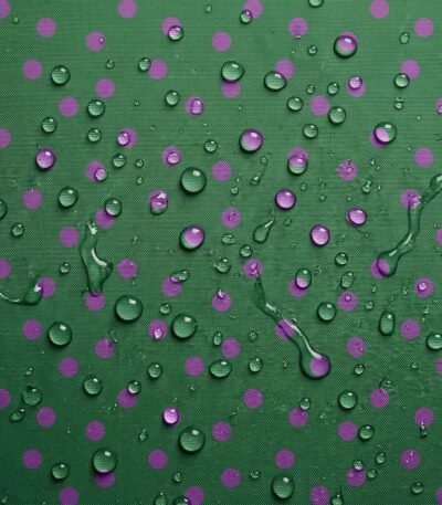 Tecido Nylon Impermeável Bolas 1 cm Verde e Violeta